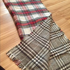 Reversible Shawl Scarf